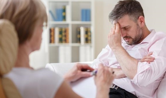 肾脏|身体若发出这3个“信号”，或许是“尿毒症”前兆，要引起注意