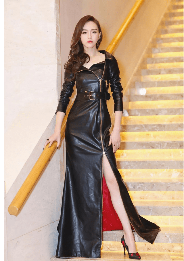 黑色 唐嫣身材好到任性穿,黄色连衣裙温婉大气,蓝色手套浮夸又高调