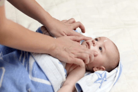 如何正确护理宝宝皮肤 3261fc2868874f2c96b7d60d2f17ec2b.png