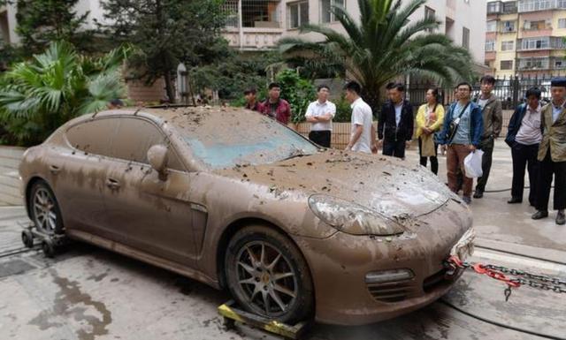 5万买一辆泡水宝马划算吗 听维修师傅讲 主要看水没到哪里 发动机