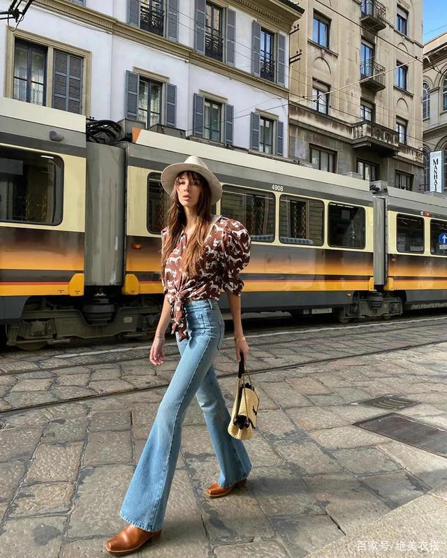 衣结 没腰、有肚子的中年女人不要“塞衣角”,学这样穿,遮肉显瘦还时髦