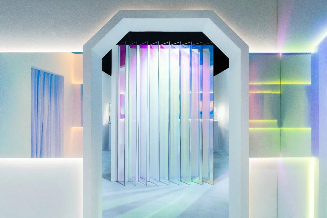 珠宝RR · TRENDS | 跨时空光影涌动