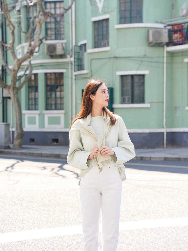 下装 卫衣下装别配裙子,太土气了,今年流行这6种搭配,时髦又洋气