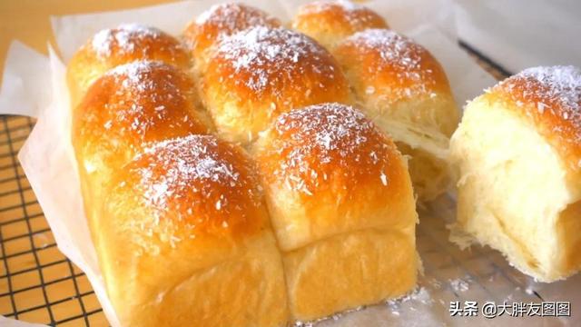 面包|软到不知所措，面包松软可口的秘诀是？