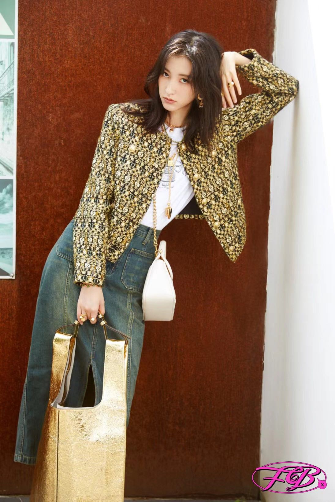 王悦伊 王悦伊｜让别出心裁的穿搭治愈自己