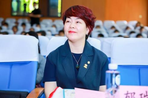 因为|零食女王郁瑞芬:19岁逃婚上海,靠3000元狂赚29亿,如今过得怎样