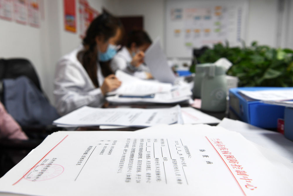 疫情|与病毒争分夺秒——抗疫一线的“病毒侦探”