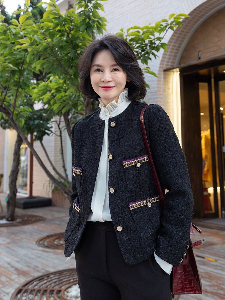 肉体 50岁后该如何穿搭？特别是这个冬季，体型的不完美怎么去掩饰！