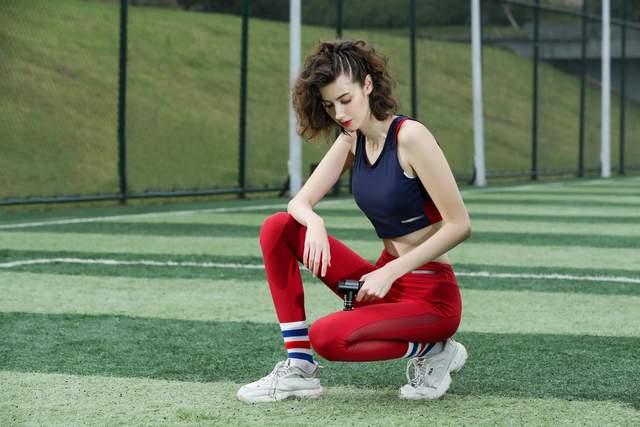 全球唯一高端屏下摄像头手机，小米MIX4发布不到2个月骤降1000元