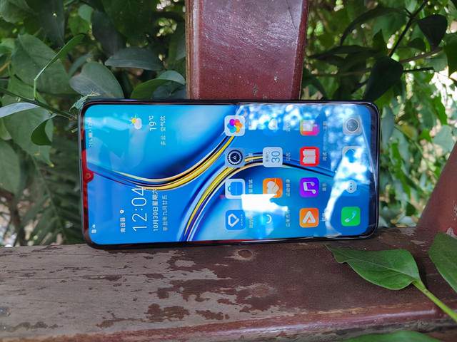 荣耀Ⅹ30max上手体验大屏用着就是爽