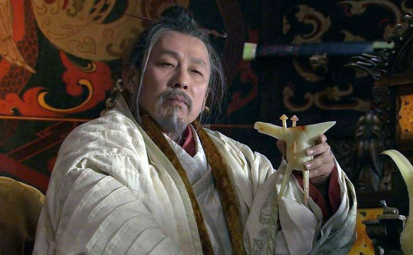 刘季:别拿酒色乡长不当英雄豪杰