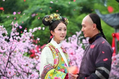 网友清朝版釜山行？于正新剧尽显丧尸既视感，求你放弃阴间滤镜吧