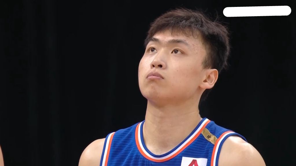 原创于晓辉阿尔斯兰发威陈盈骏郑准率队紧追新疆男篮领先广州8分