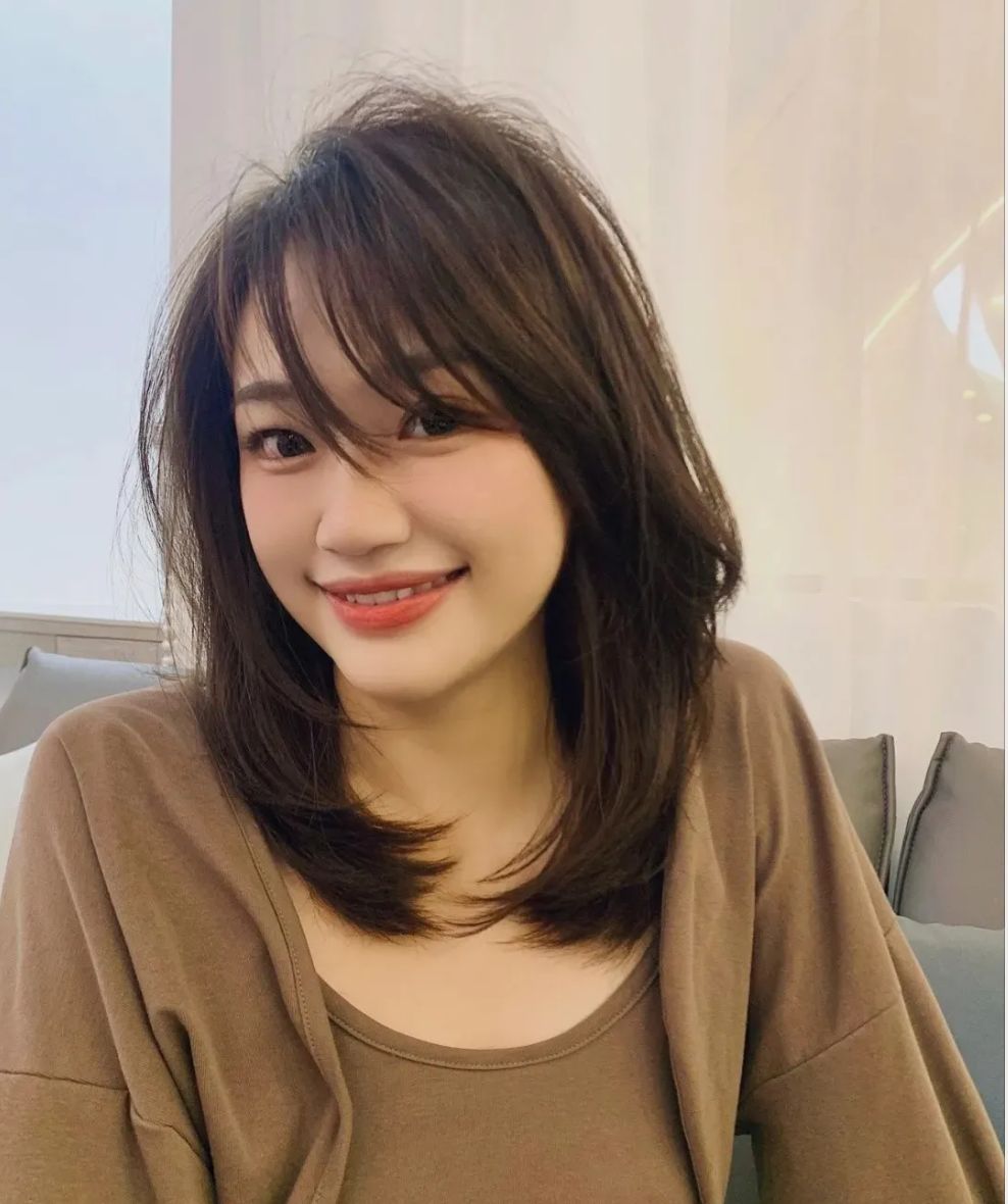 发型有时候真该换换发型了，看看这17款流行发型，好看时尚不过时