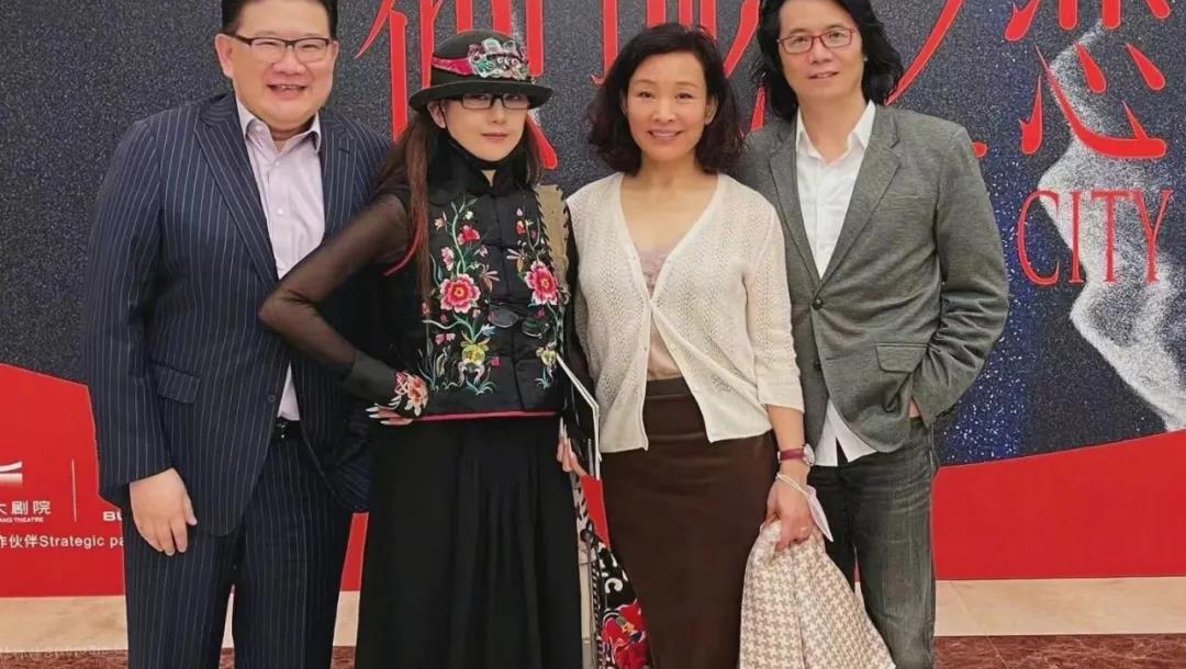 一身 被富豪求着认爱,吴千语的捞女标签终于洗白了?