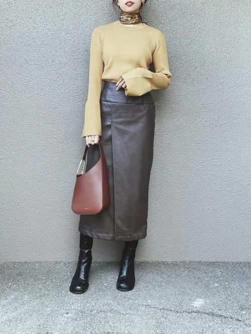 什么 初冬日本博主街拍 大衣里面都穿什么看看她们的搭配吧