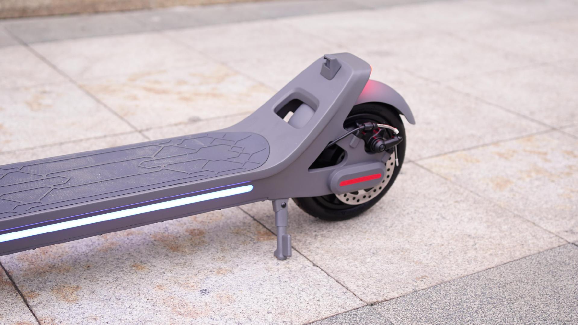 短途出行新体验——华为智选乐骑智能电动滑板车体验