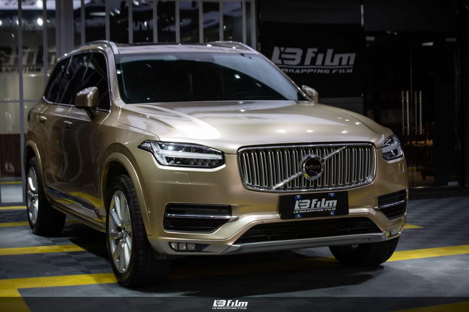 沃尔沃xc90改色膜案例图片