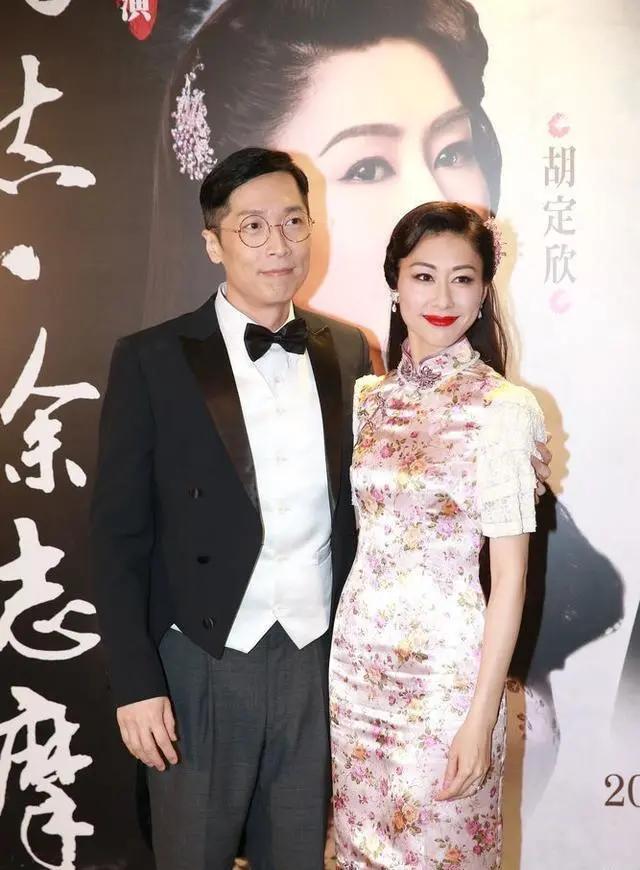 身材 TVB当家花旦胡定欣，明明穿旗袍这么好看，却被造型师坑成大妈！