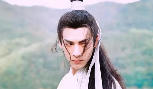 张叔平|能让帅哥美女集体造型翻车，他“功不可没”！