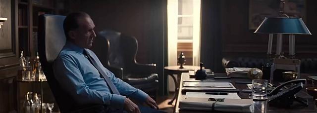 因为|如果把《007》看作一部“激情”大片，那就太肤浅了