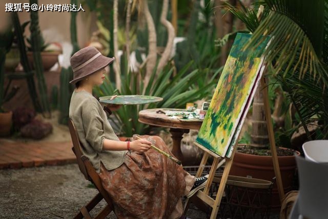 色彩 出游穿什么？不想穿休闲装和运动装，就来尝试文艺小清新搭配