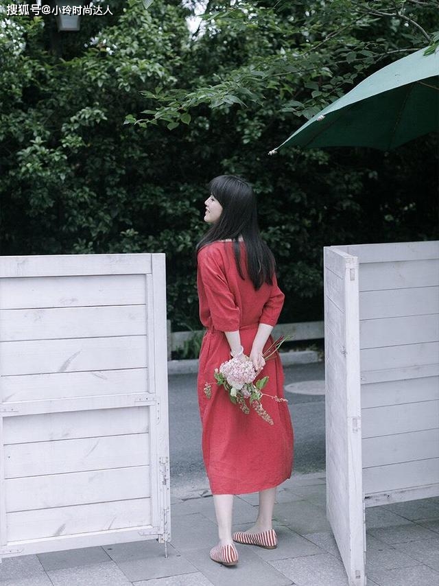 色彩 出游穿什么？不想穿休闲装和运动装，就来尝试文艺小清新搭配