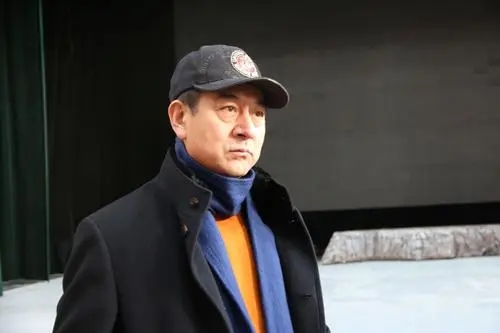 全网|16天播放量破6亿，全网热度第一，《突围》凭啥剪辑混乱还能爆款