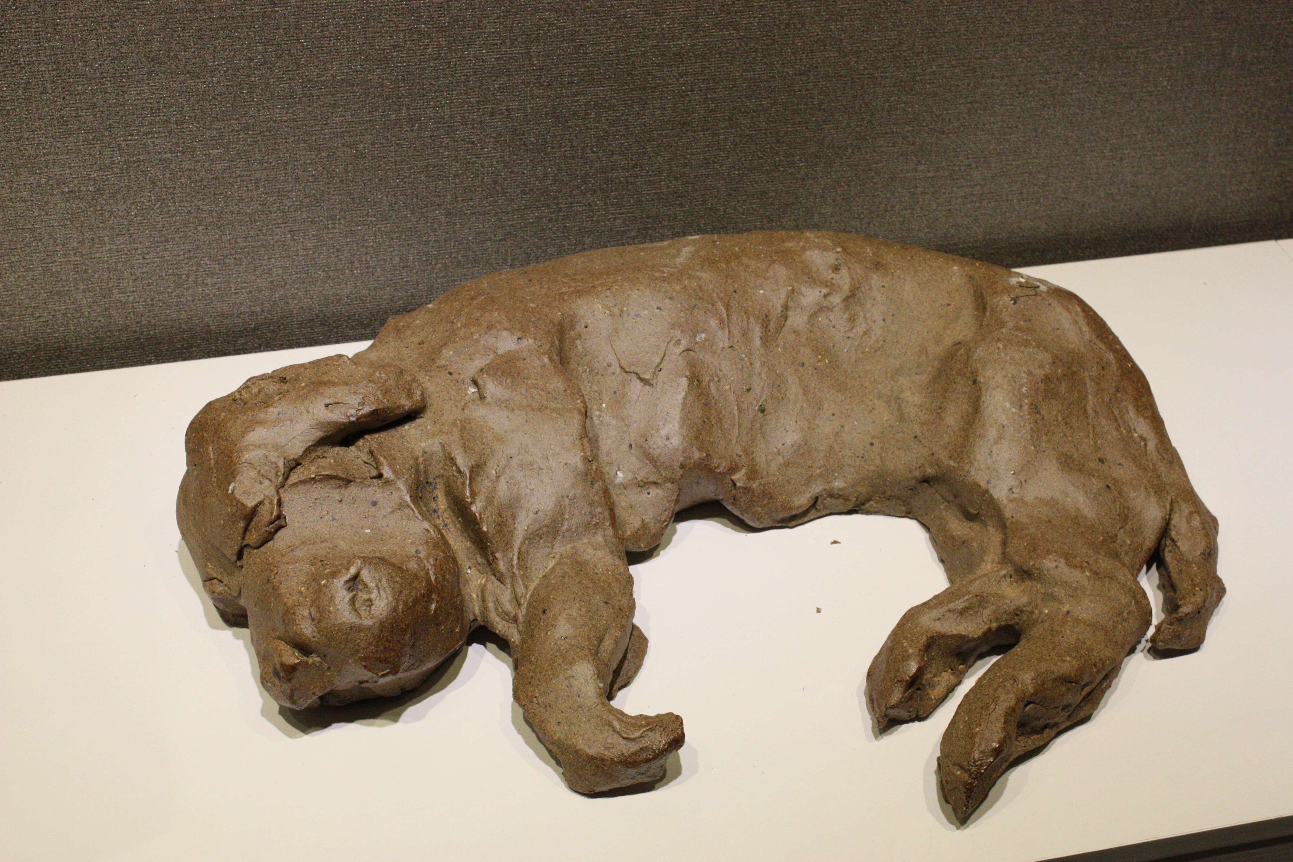 人性的高贵——赵坤雕塑创作中的人性关怀_工艺美术