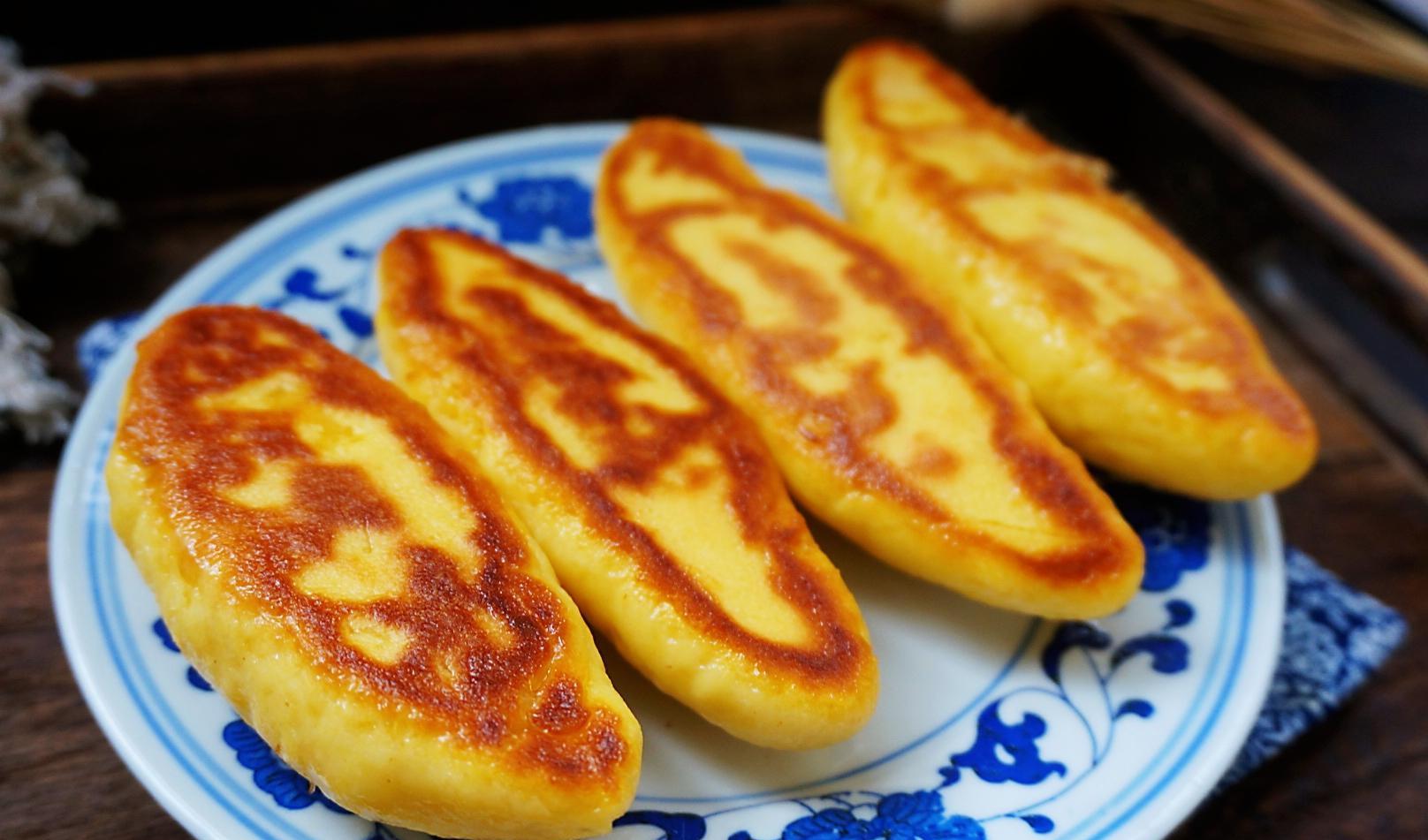 做法|玉米发面早餐饼，外脆里软，营养满满，比点心还好吃