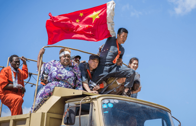 吴京|还差1.3亿，《长津湖》想要赶超《战狼2》，不再只是空谈