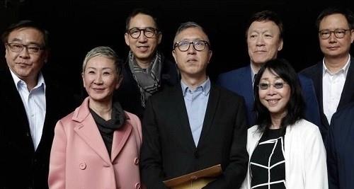 香港经典电影完整版周润发 795e1f9e3fe649ebb61c960d616bafb2.jpeg