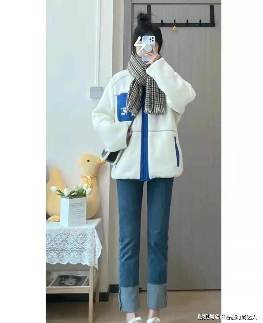 羽绒服穿搭女2021高级感 85a832b064fe42889b314313fa60e1bb.jpeg