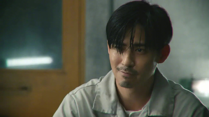 角色|冷静，冷峻但不冷酷，我太爱他了