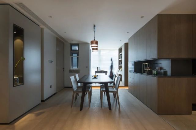 的设计無格智作 | 观山