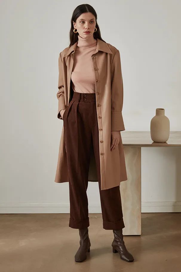 灯芯绒 别再穿高跟鞋了,奶奶裤+短靴才是今年秋冬最流行!