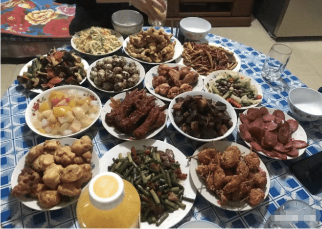 礼仪“第一次去北方女友家，想知道这待遇是被重视吗？”最高礼仪了