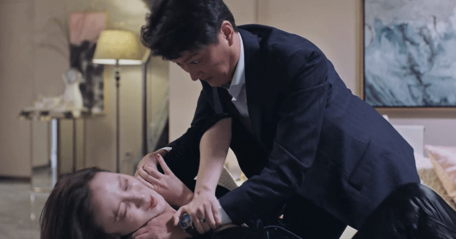 六大|细数《突围》六大谜题:武玲珑背后大佬到底是谁?她是林满江情妇吗?