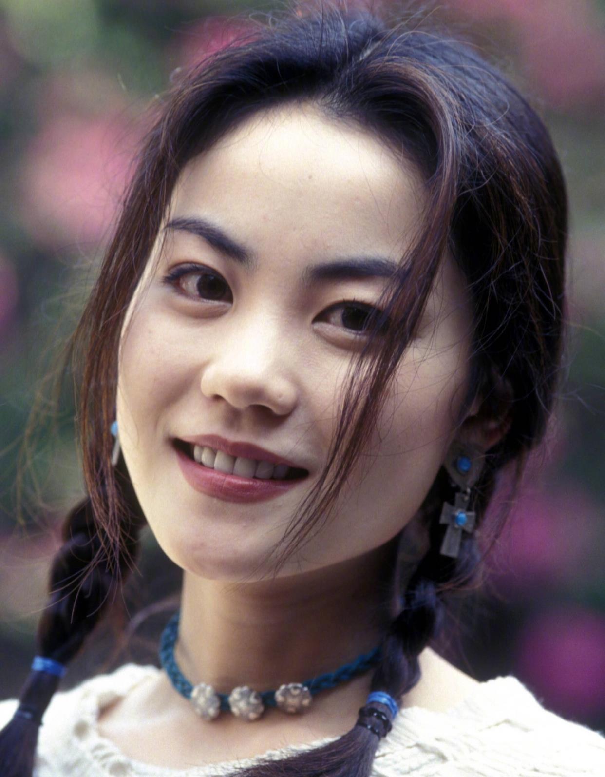 什么又冷又拽，还带点天真，王菲的气质为何这么独特？