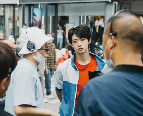 片段|看完《导演请指教》，对包贝尔圈粉了，他有新人导演最该有的素质