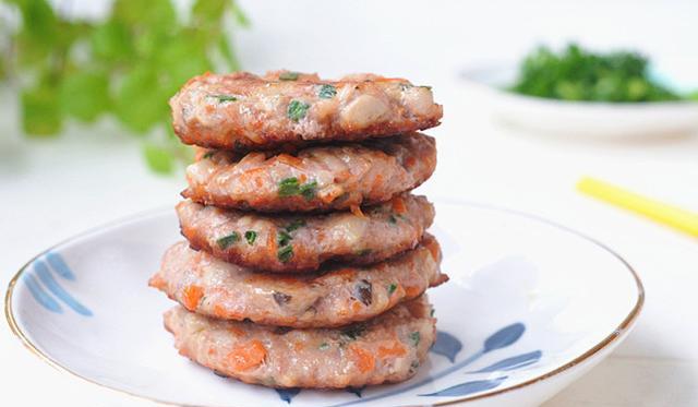 煎饼|猪肉太贵，早餐煎饼新做法，比肉饼更营养！细嫩爽口好消化，香！