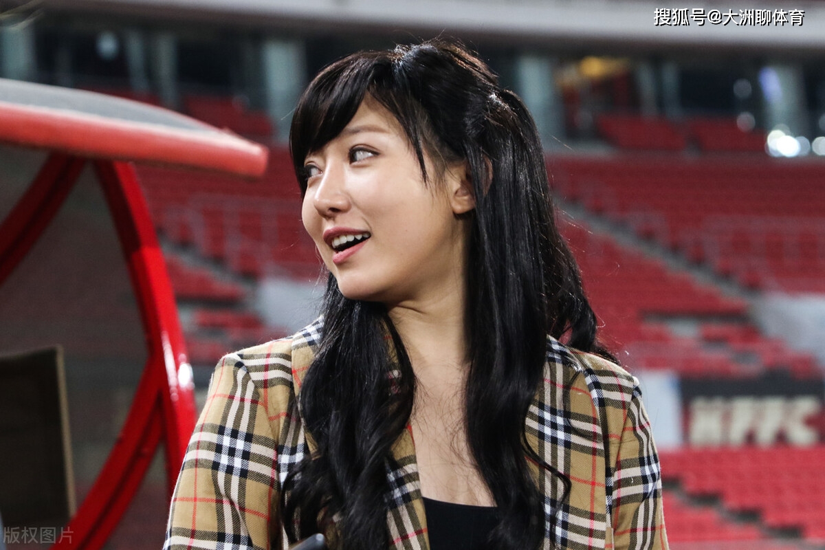 原创昨天16点中甲传出喜讯贵州队高层文筱婷出现了球队还转机