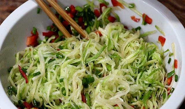 食材|秋天这菜正当季!5毛1斤,做成早餐孩子抢着吃,比吃汉堡炸鸡强