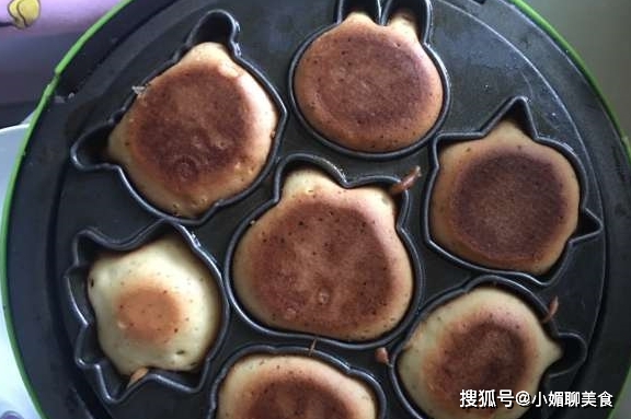 做法|自制脆皮蛋糕，筷子搅一搅，不用发酵，不用烤箱，5分钟就能吃