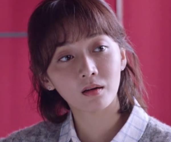 李顺|《突围》看到了潘之琳，跟靳东是老搭档了，这一次表现也不错