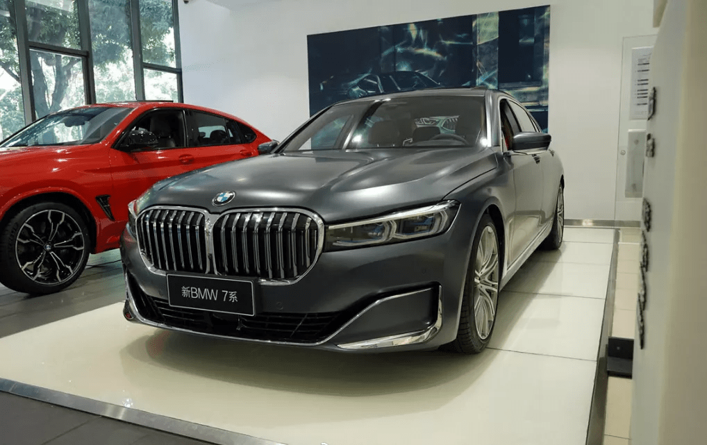 面对迈巴赫s和霍希a8宝马7系还有多大胜算