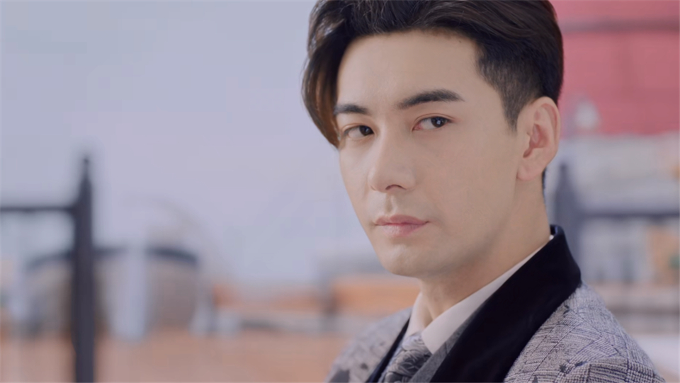 民国军阀|《一见倾心》“诈骗”？陈星旭被磨到浮肿，玛丽苏剧情又土又油腻