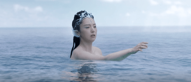 陈伟霆|《斛珠夫人》开播遭吐槽,杨幂状态不佳全靠滤镜,陈伟霆溜肩被嘲