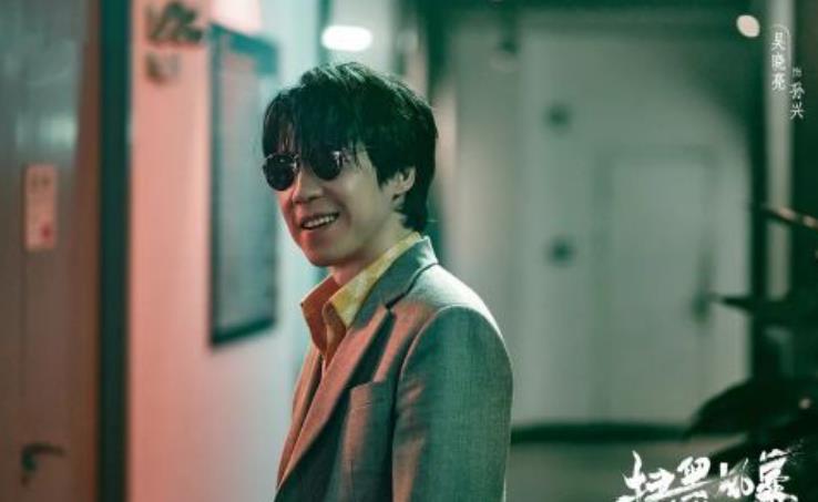 演技|《突围》主角演技排名：靳东第二，黄志忠第三，他得第一当之无愧