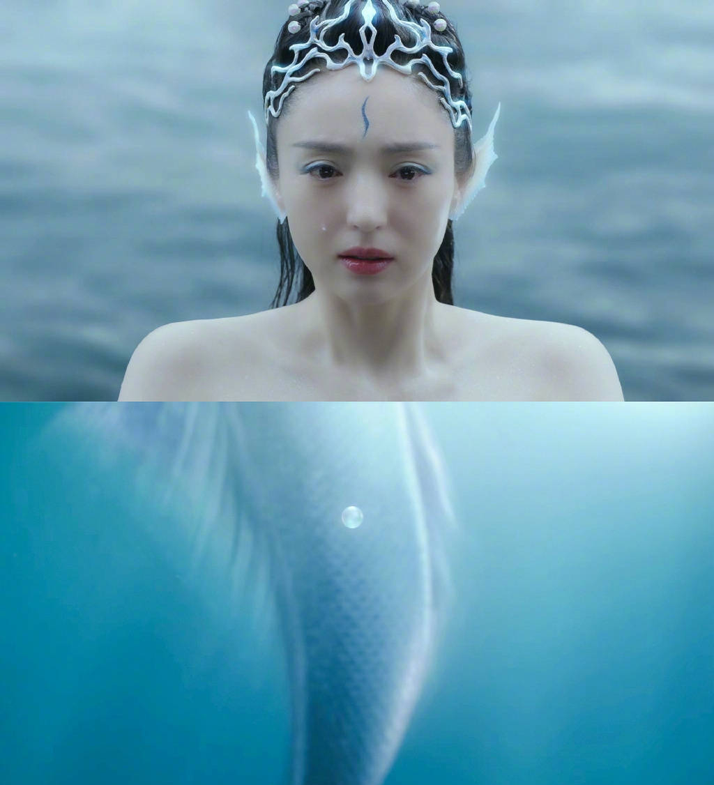 董璇晒自己鲛人造型美图在水中的镜头绝美超养眼